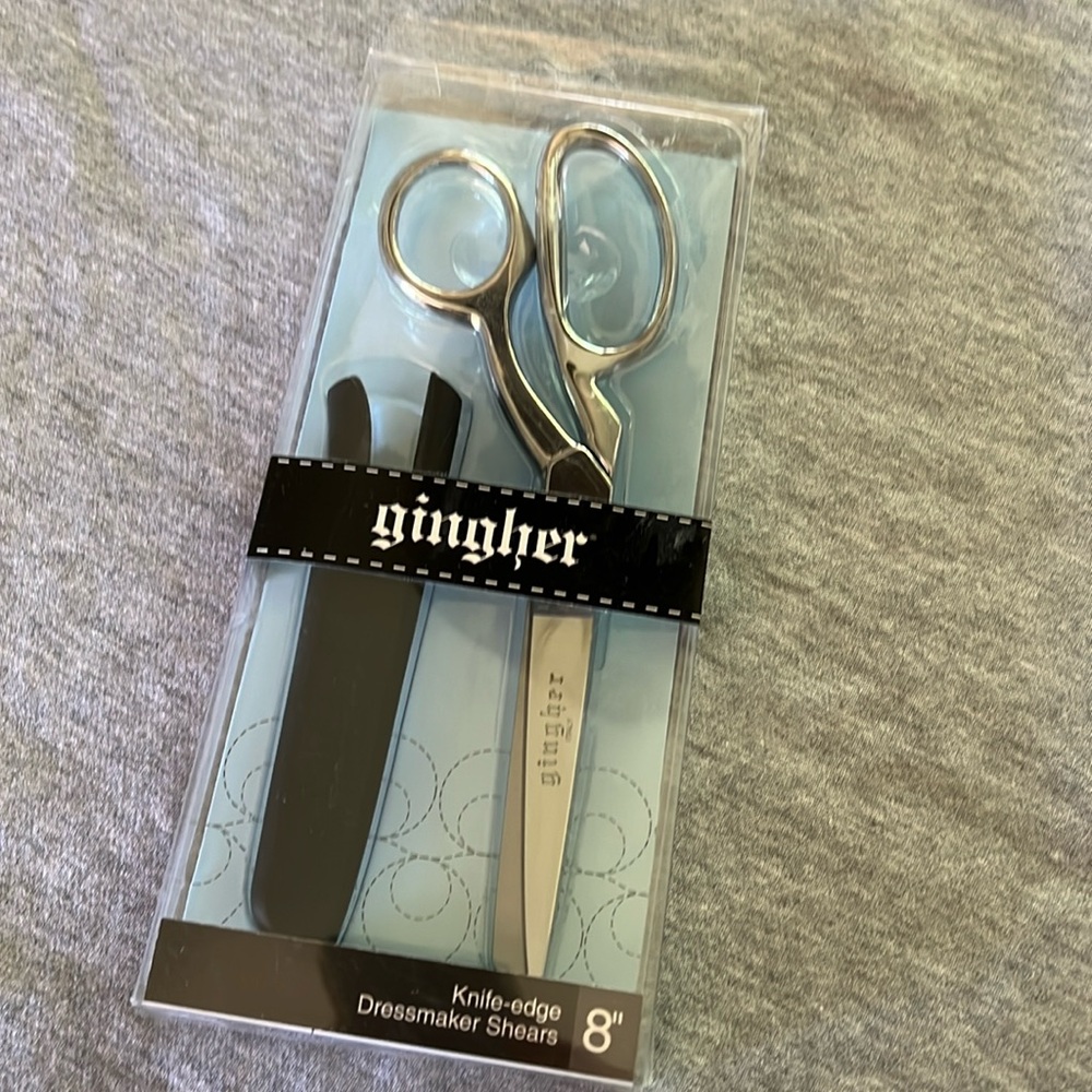 *NWT* Gingher Dressmaking Shears